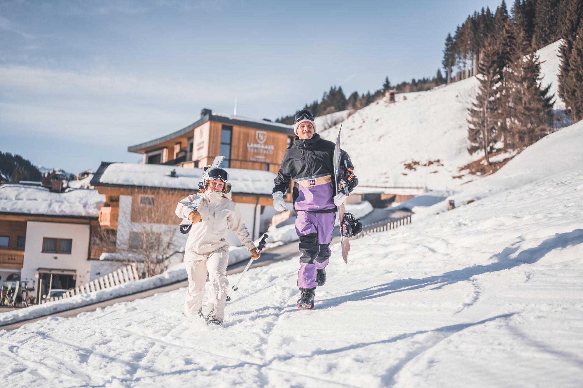 Landhaus Saalbach - Joker Card Included In Summer Bed & Breakfast Exterior foto