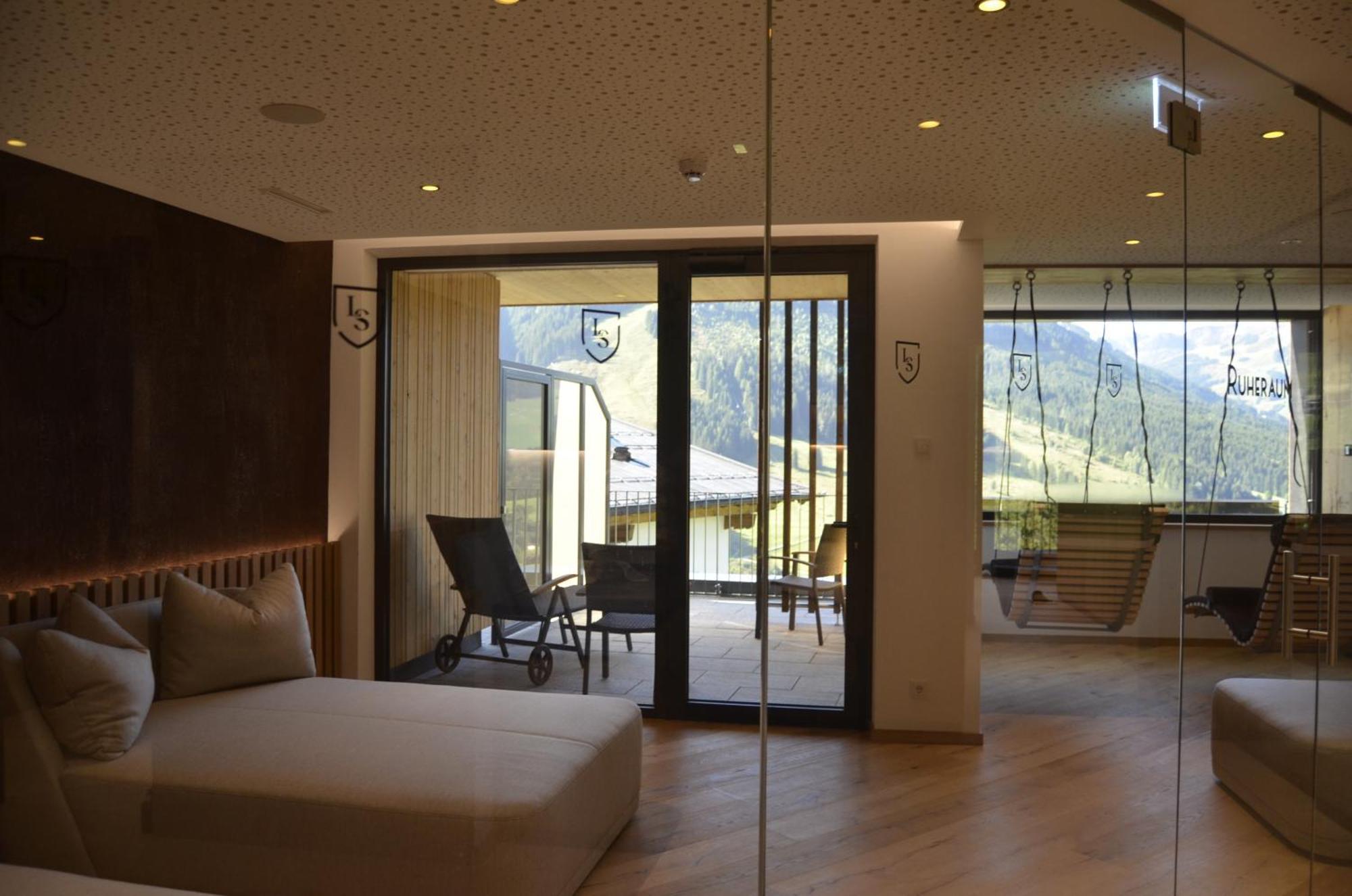 Landhaus Saalbach - Joker Card Included In Summer Bed & Breakfast Exterior foto